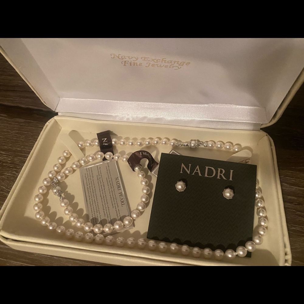 Nadri Pearl Jewelry Set